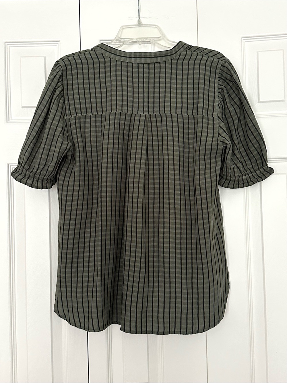 Cloth & Stone Puff-Sleeve Linen Buttondown Top - Picture 6 of 7